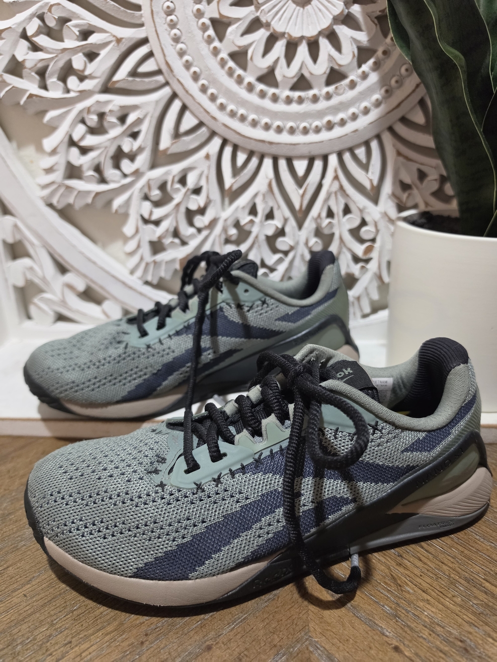 Reebok Nano.1 Green Athletic Sneaker Womens Size 6
